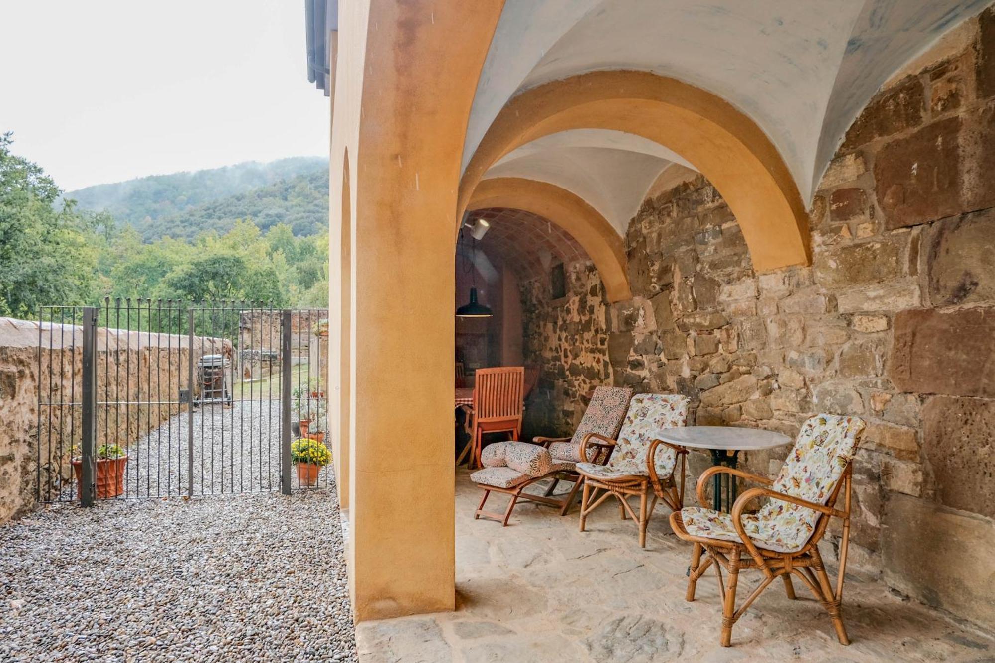 Вилла Rectoria De Castellar Ла-Валь-де-Бианья Экстерьер фото